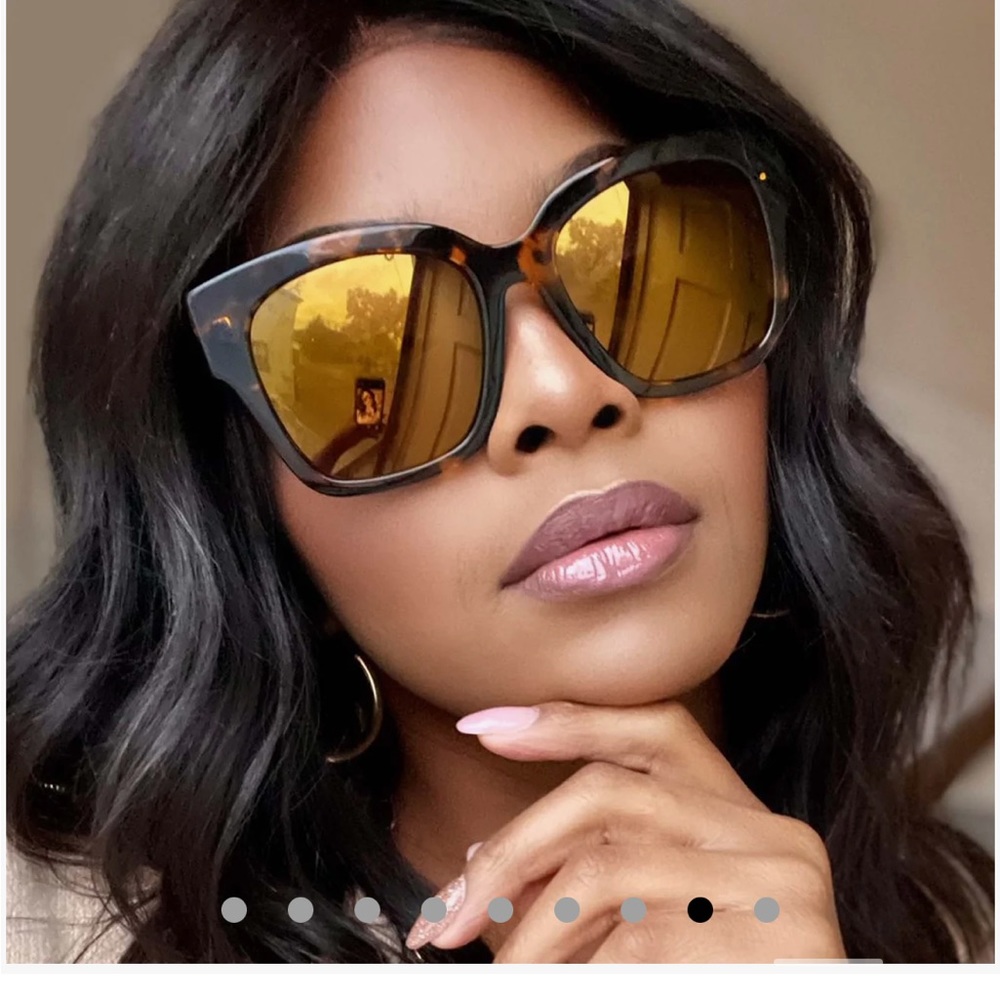 Diff Eyewear Bella II sunglasses.